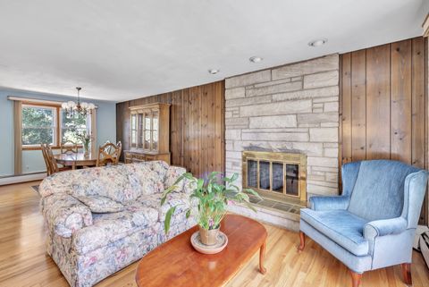 Tiny photo for 22 Mountain Top Lane, New Haven, CT 06513 (MLS # 24134048)