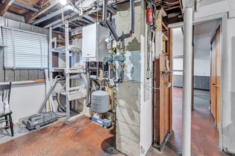Tiny photo for 22 Mountain Top Lane, New Haven, CT 06513 (MLS # 24134048)
