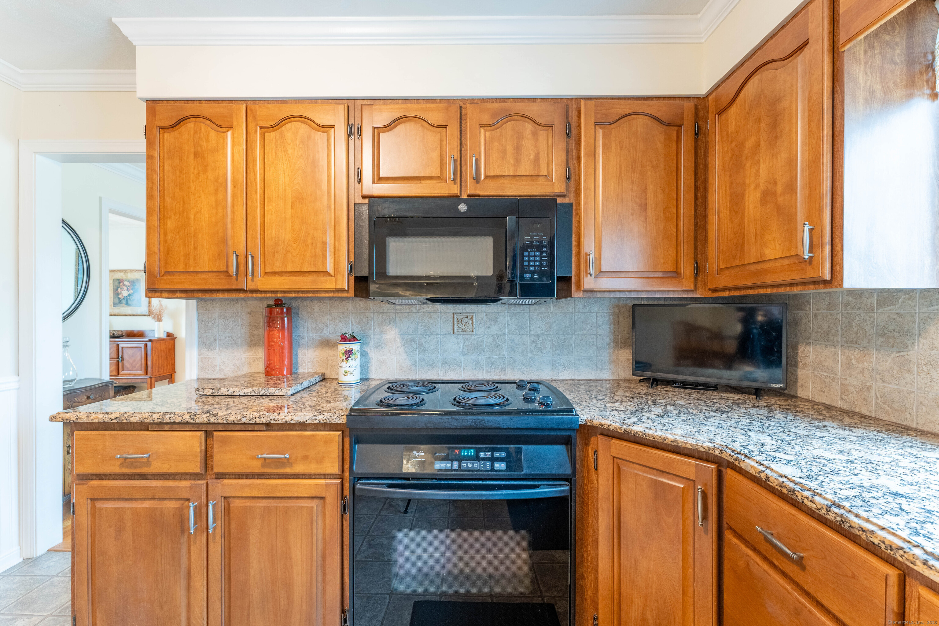 80 Sherwood Lane, Norwich, Connecticut image 10