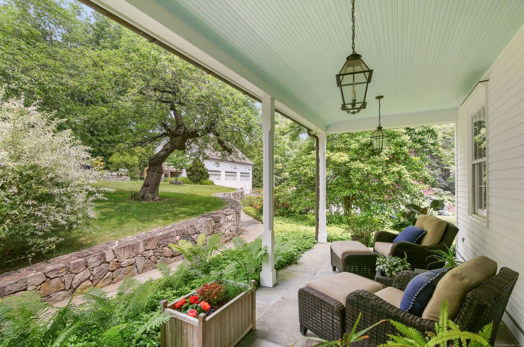 Photo of 19 Skymeadow Drive, Stamford, CT 06903 (MLS # 24100993)