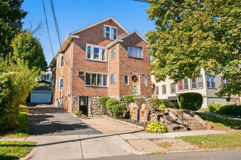 Photo of 147 Newbury Street, Hartford, CT 06114 (MLS # 24133089)
