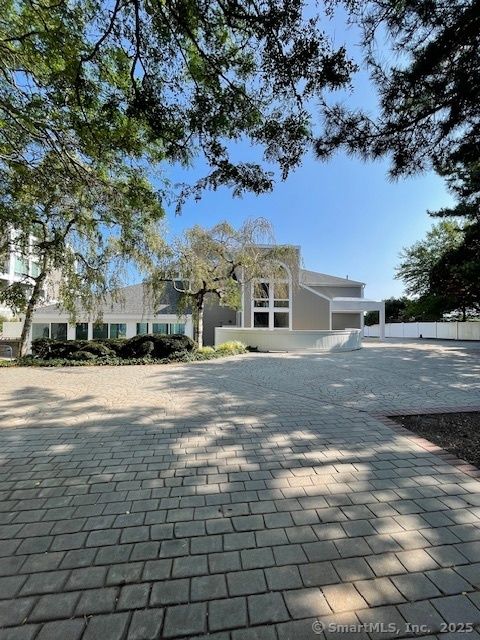 Tiny photo for 69 Harbour Close #69, New Haven, CT 06519 (MLS # 24156544)