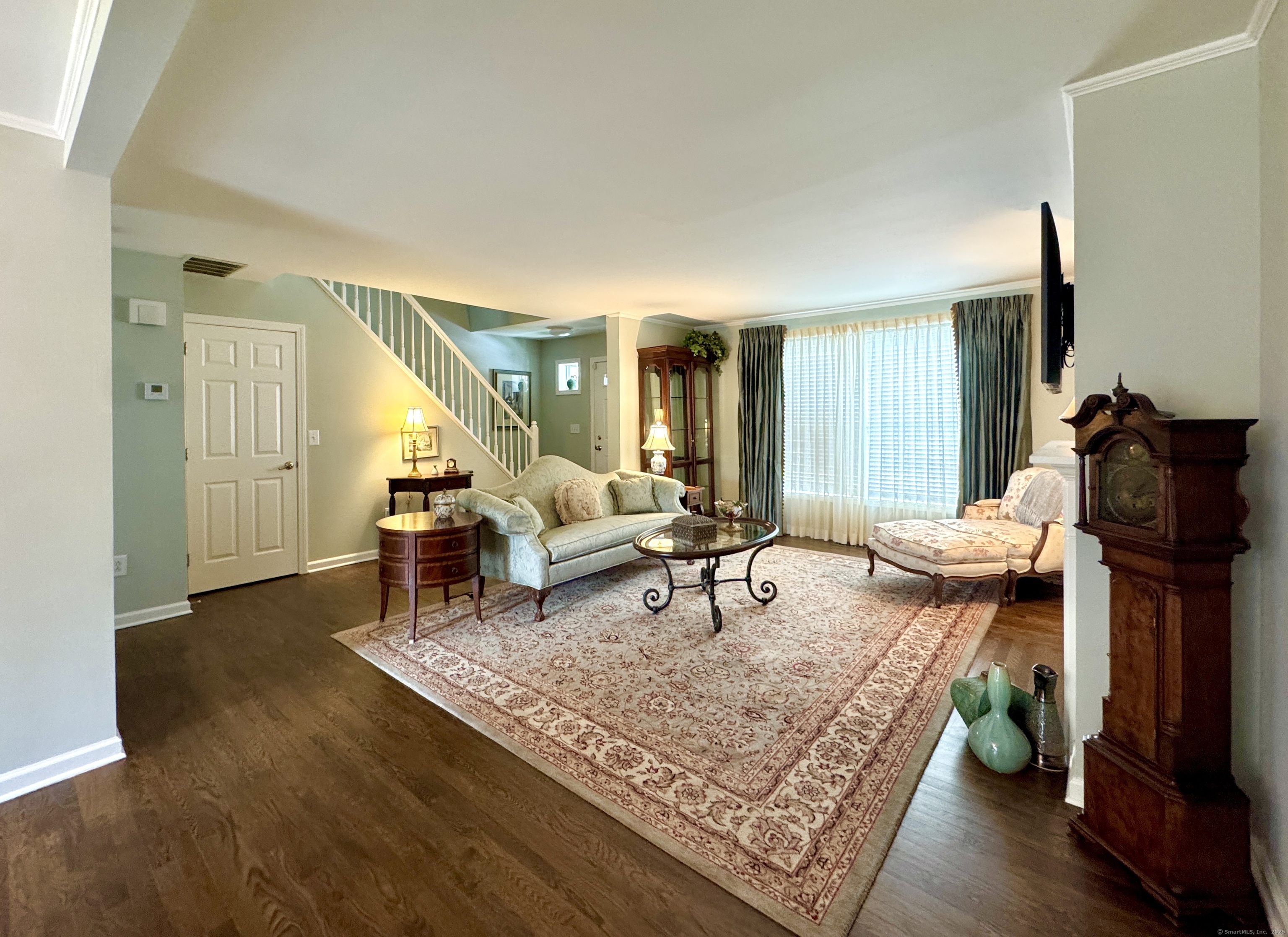 6005 Hancock Drive 6005