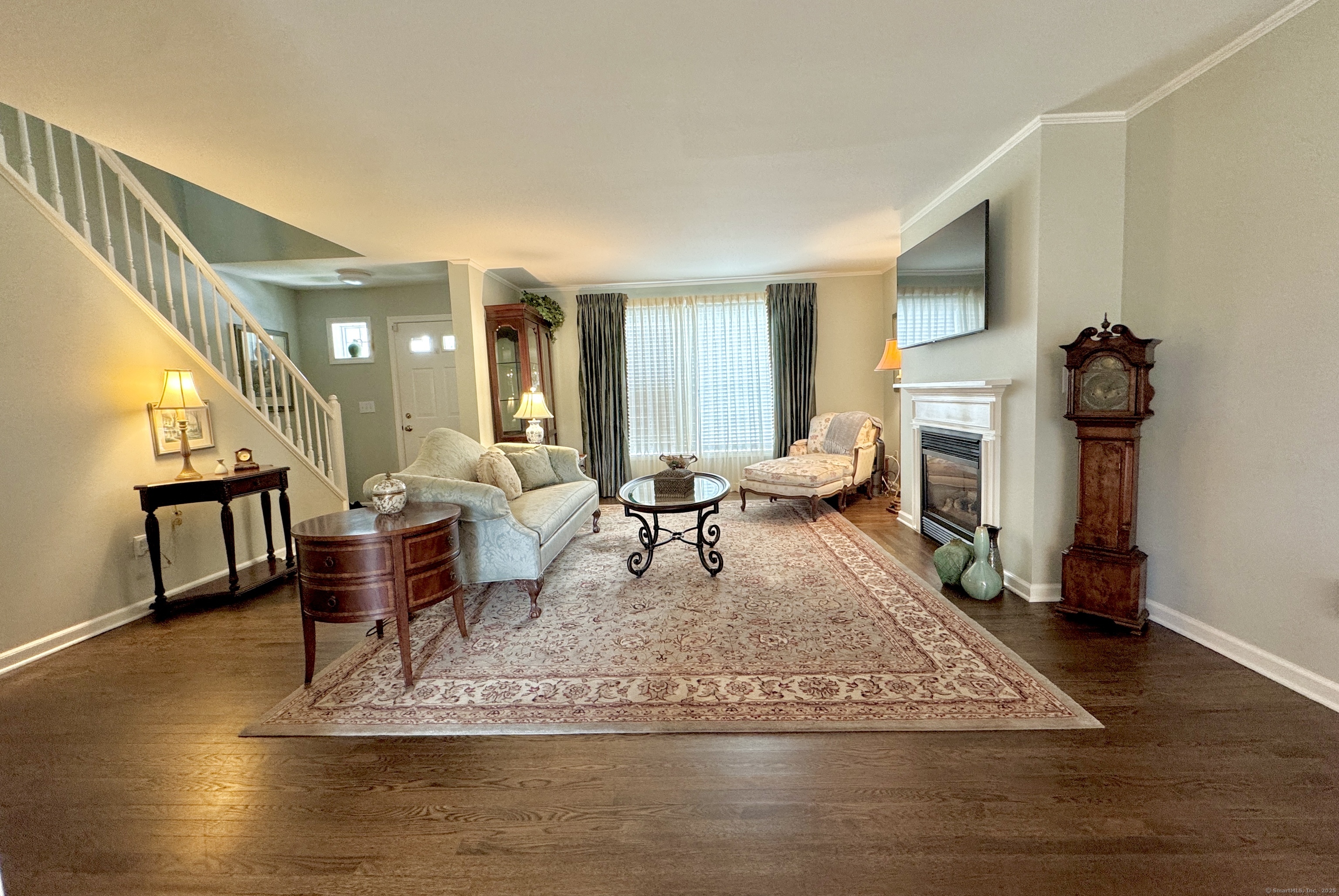 6005 Hancock Drive 6005