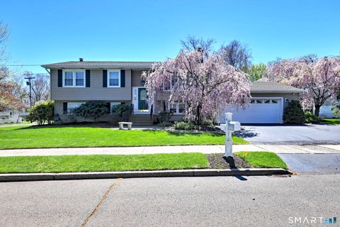 4 Dora Drive East Haven CT 06513
