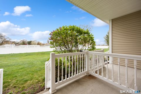 Tiny photo for 500 Elm Street #15-4, North Haven, CT 06473 (MLS # 24169874)