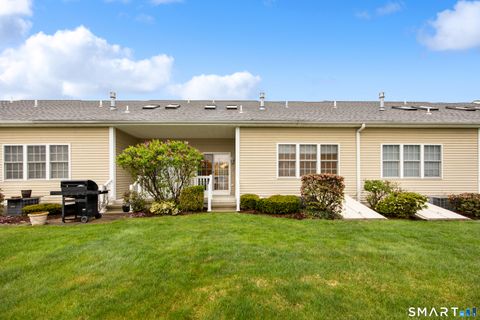 Tiny photo for 500 Elm Street #15-4, North Haven, CT 06473 (MLS # 24169874)