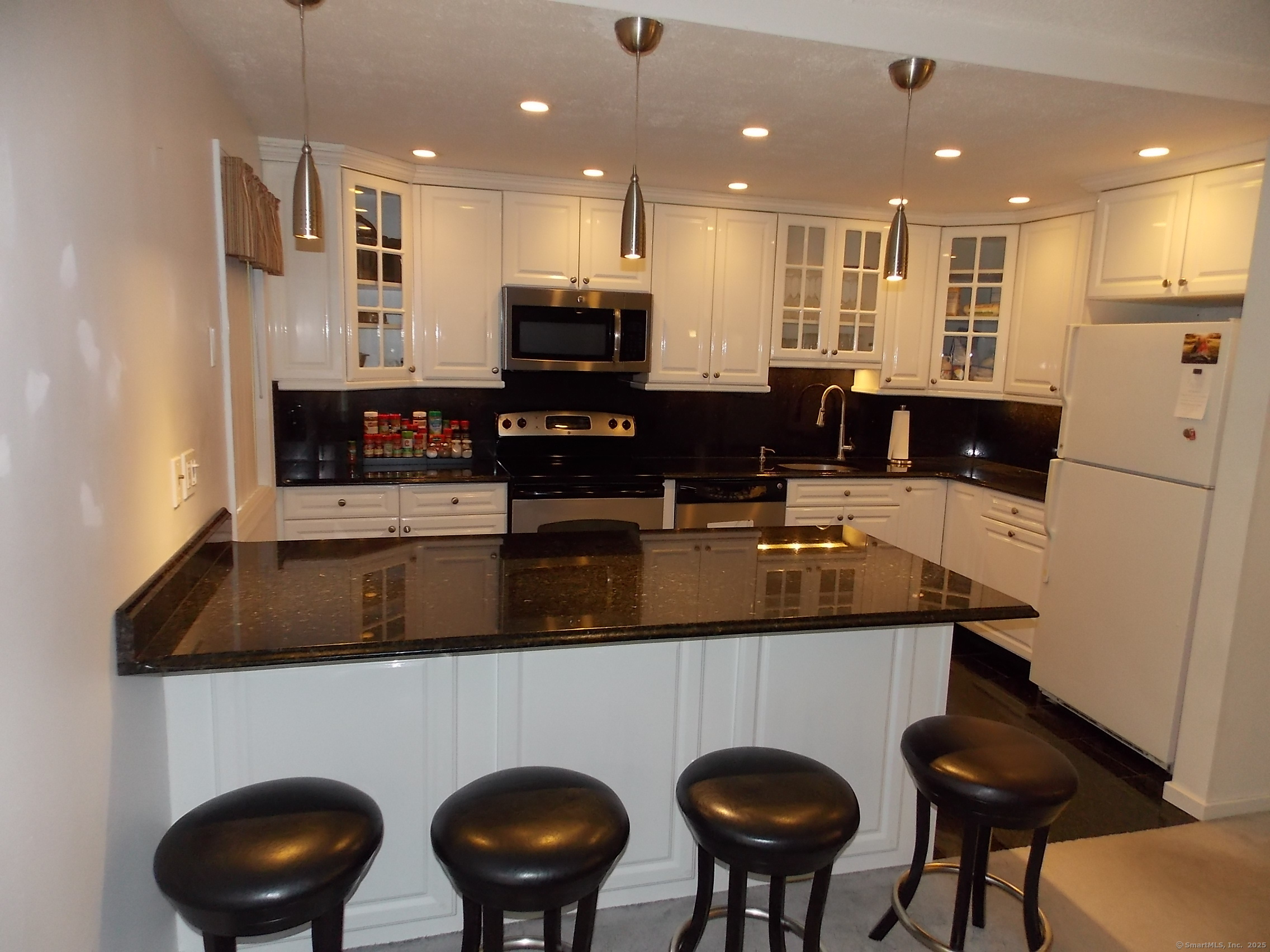 28 Carriage Drive 28