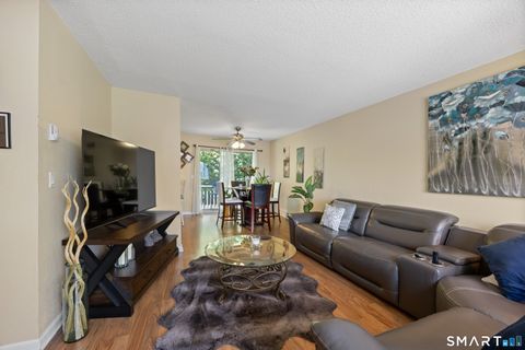Tiny photo for 925 Oronoke Road #27F, Waterbury, CT 06708 (MLS # 24182008)