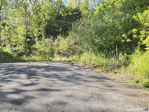 Photo of 15 Clayton Circle, New Britain, CT 06053 (MLS # 24175479)