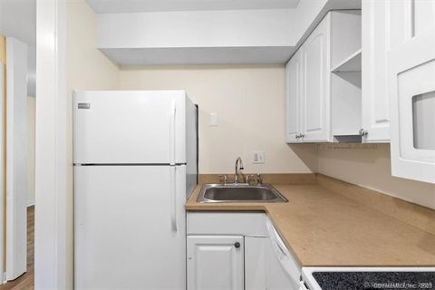 Tiny photo for 86 Howe Street #A, New Haven, CT 06473 (MLS # 24157901)