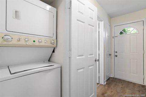 Tiny photo for 86 Howe Street #A, New Haven, CT 06473 (MLS # 24157901)