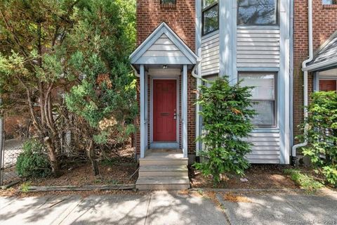 Photo of 86 Howe Street #A, New Haven, CT 06473 (MLS # 24157901)