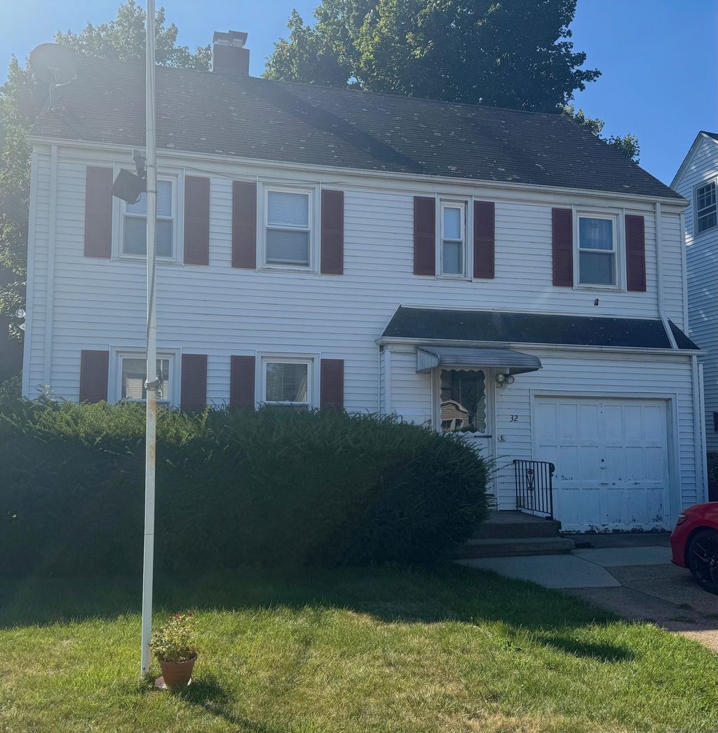 Photo of 32 Barraclough Avenue, Hamden, CT 06517 (MLS # 24135607)