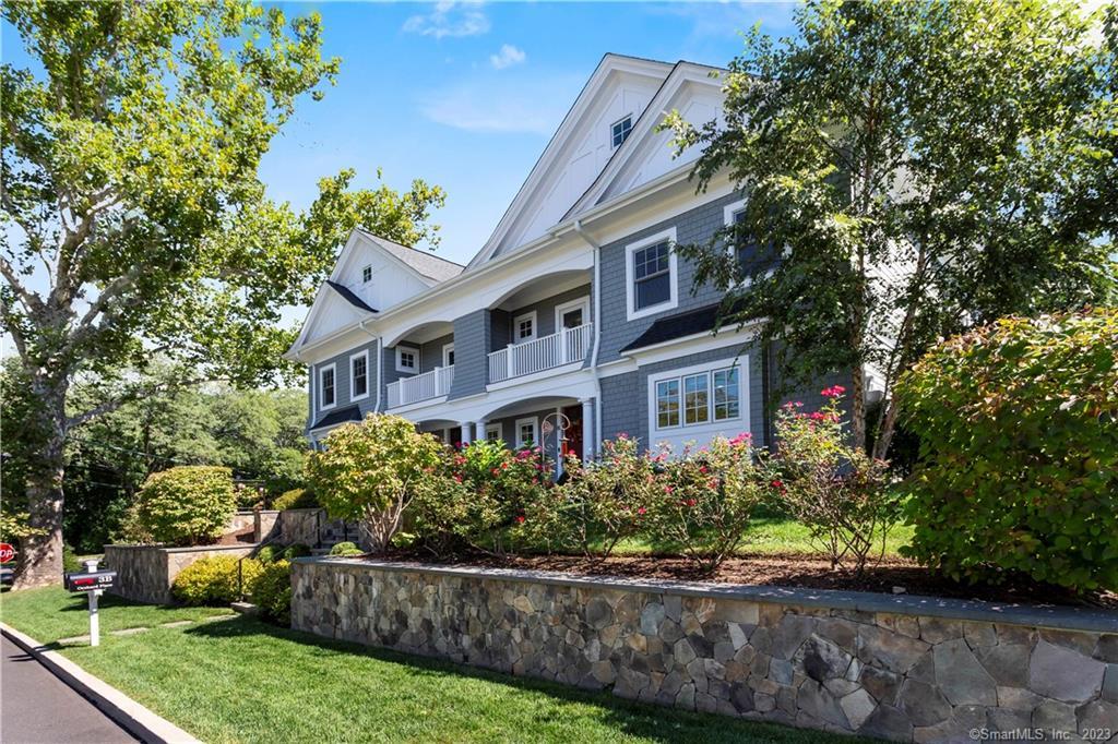 Photo 1 of 3 Orchard Place B, Greenwich, Connecticut, $2,500,000, Web #: 170597054