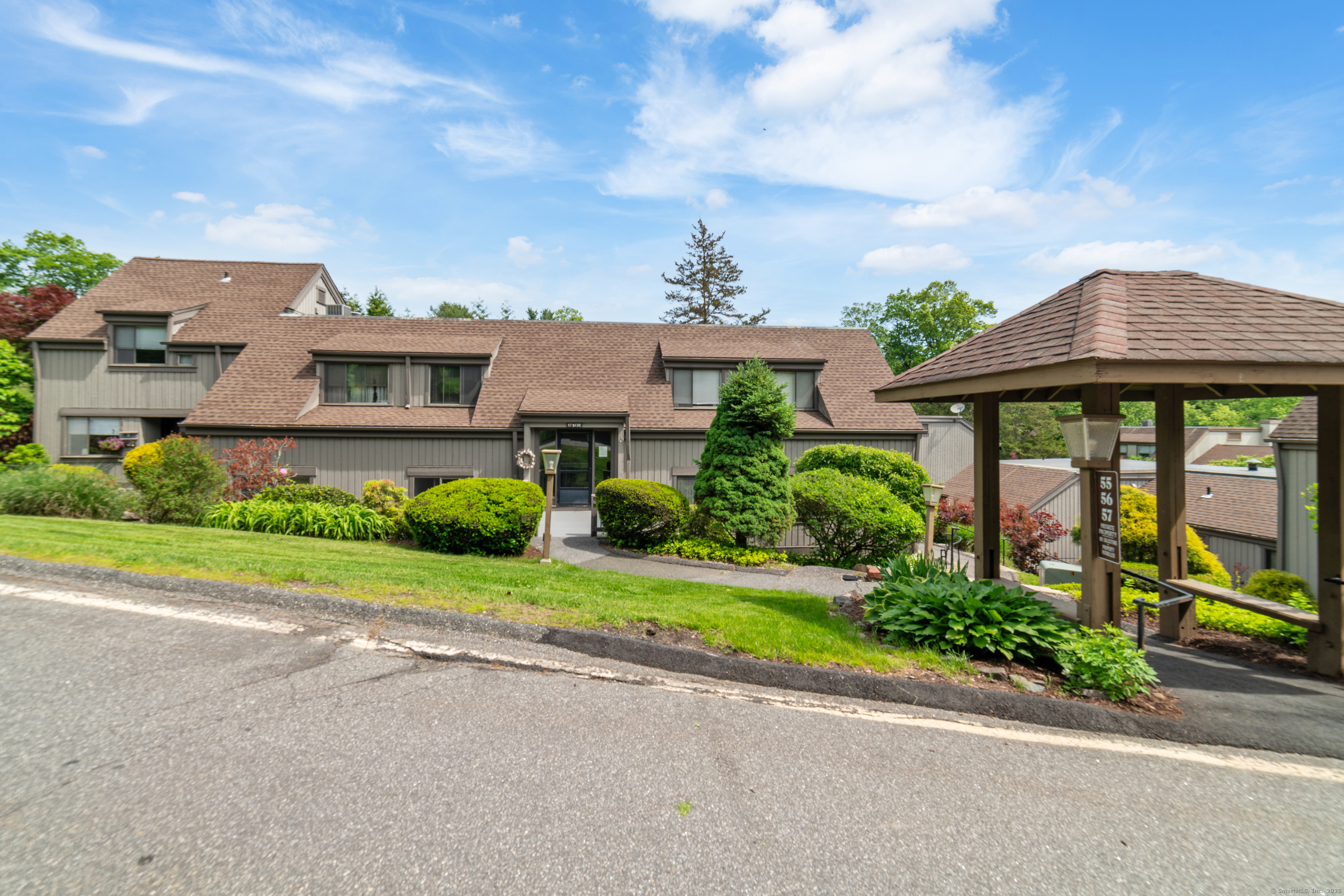 57 Heritage Village #C, Southbury, Connecticut image 34