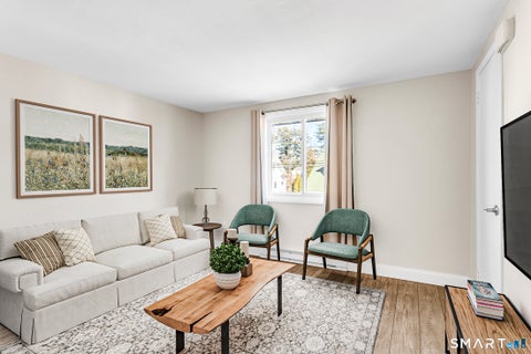 Condo For Rent - 6 Russell Street #8<br/> Branford, CT 06405