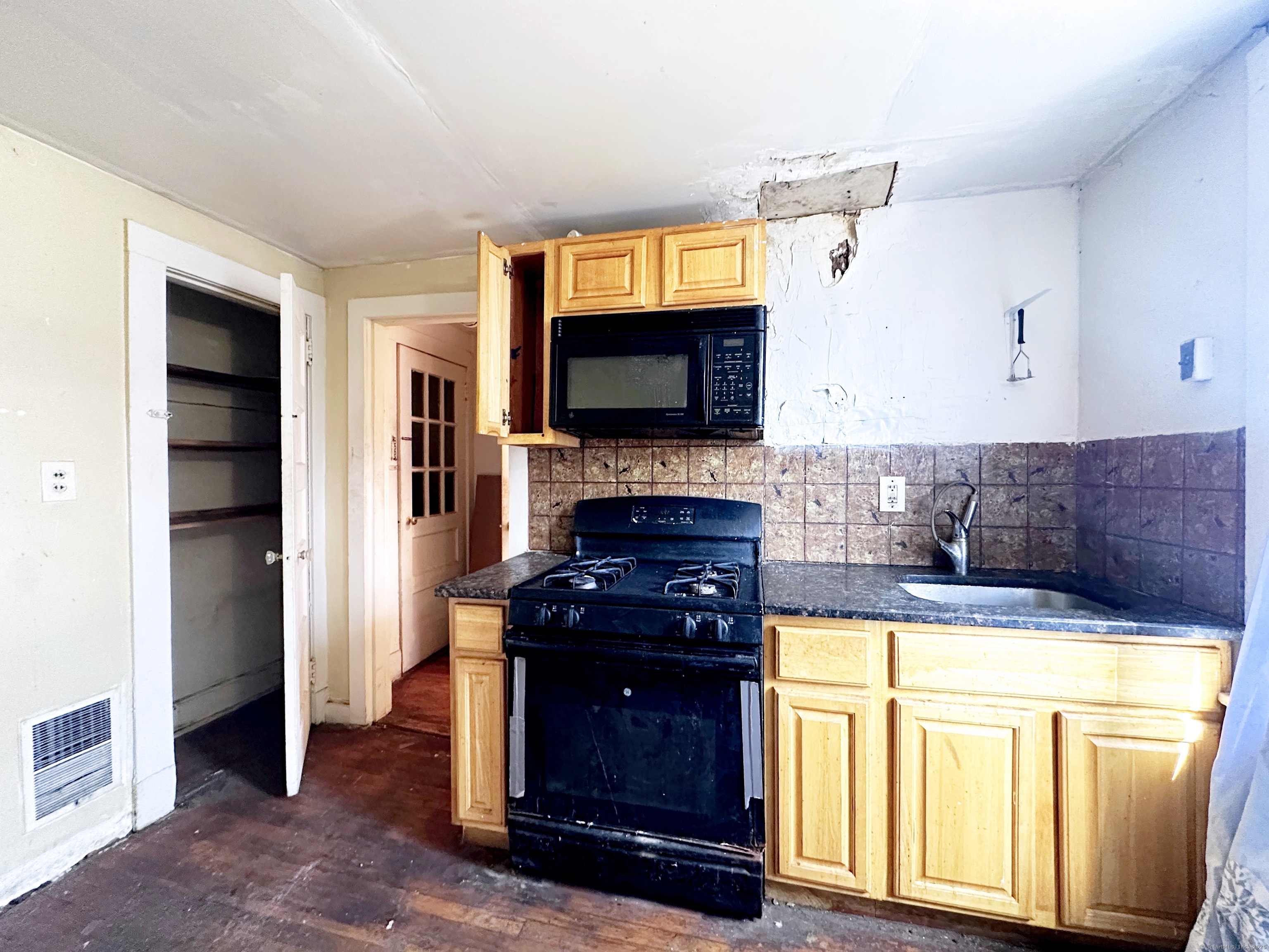 78 Asylum Street, Bridgeport, Connecticut image 14