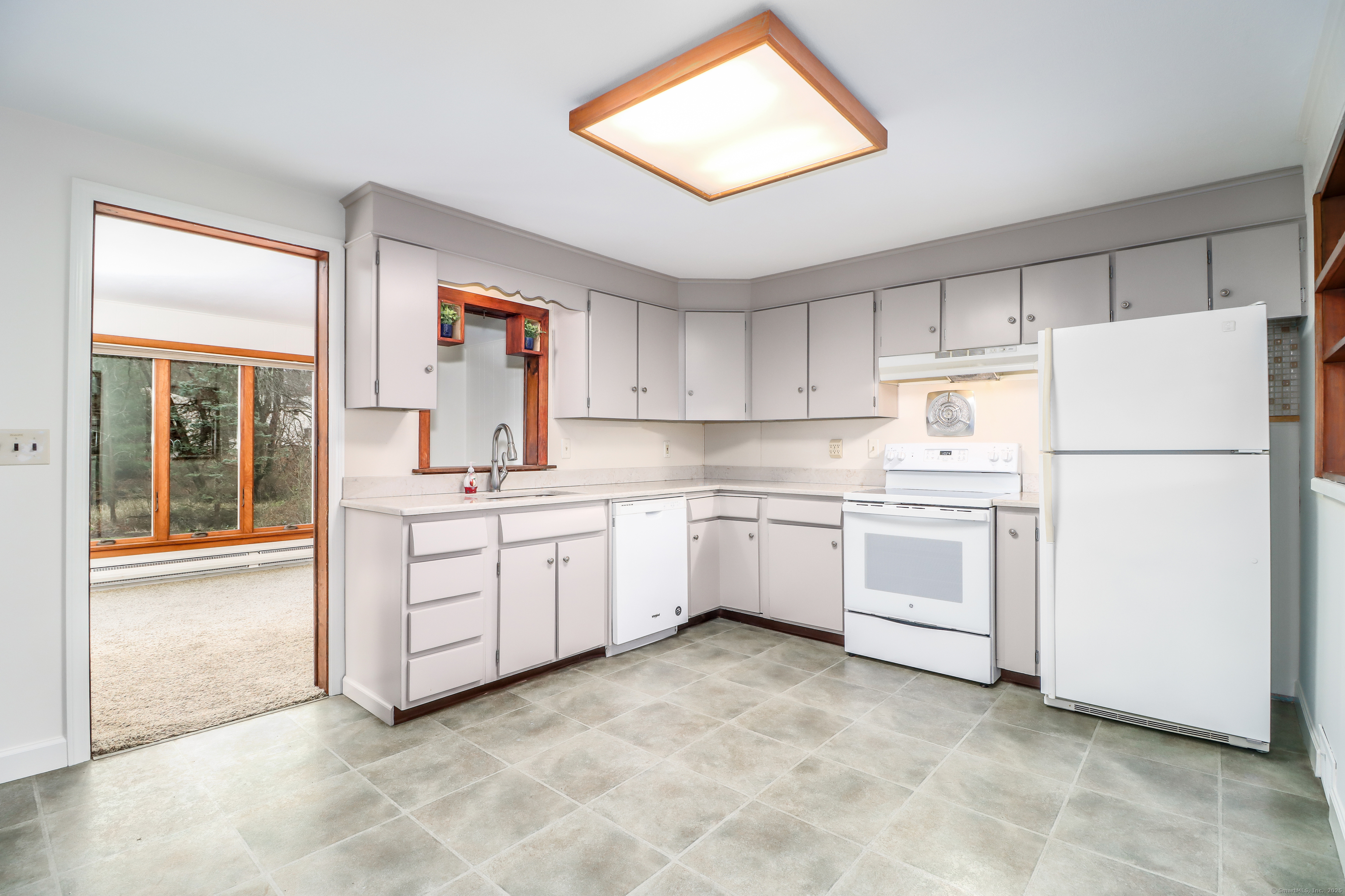 33 Frank Street, Trumbull, Connecticut image 13