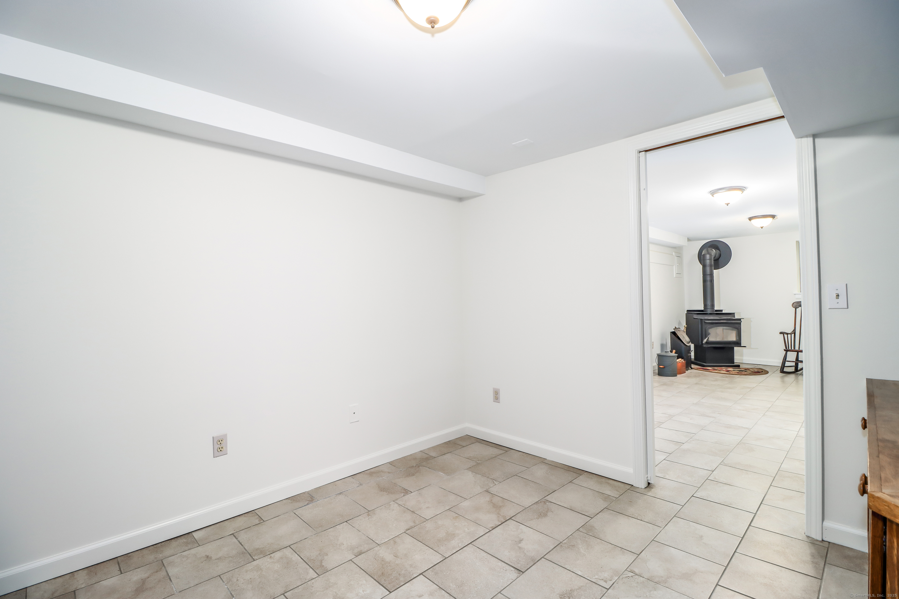 33 Frank Street, Trumbull, Connecticut image 32