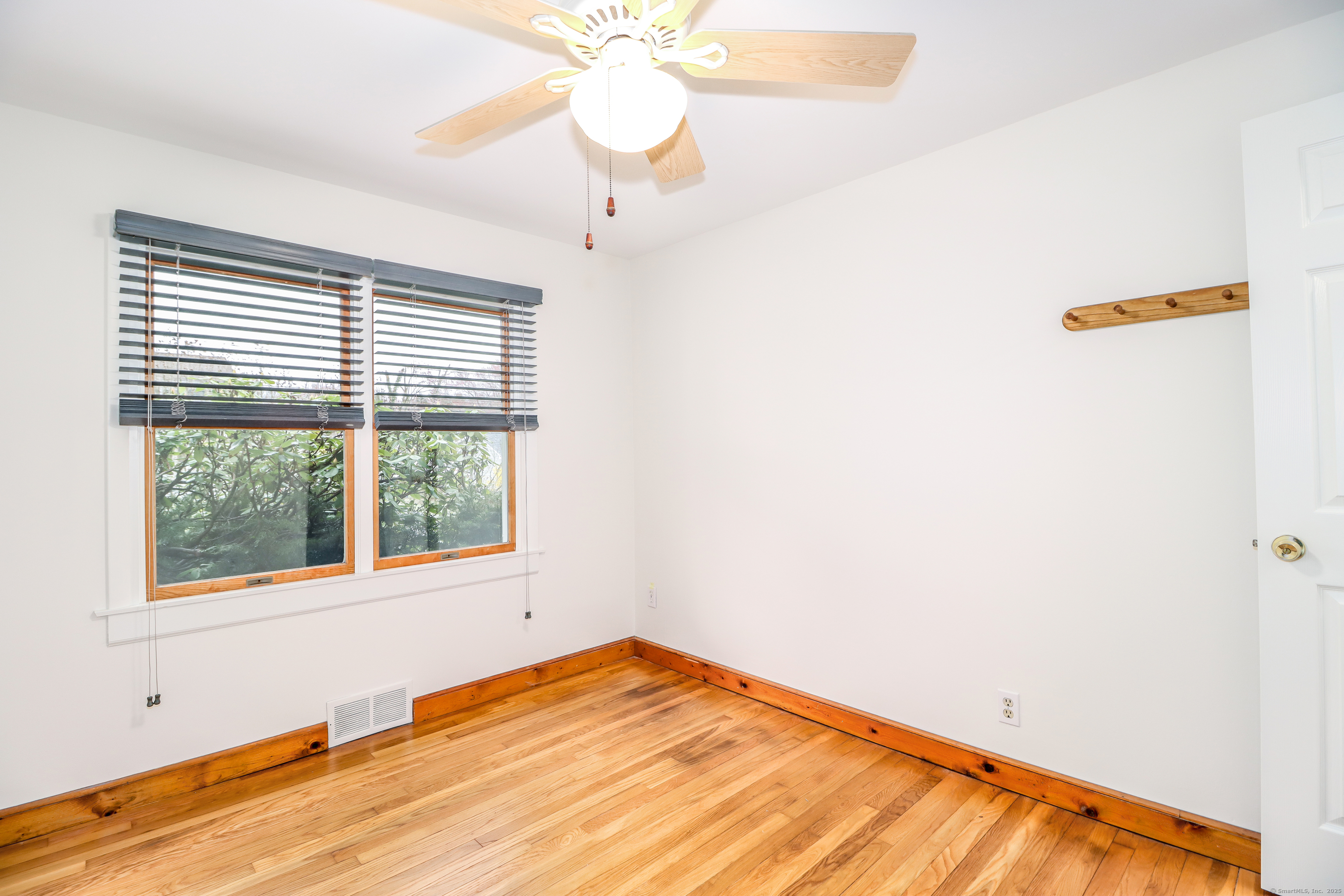 33 Frank Street, Trumbull, Connecticut image 17