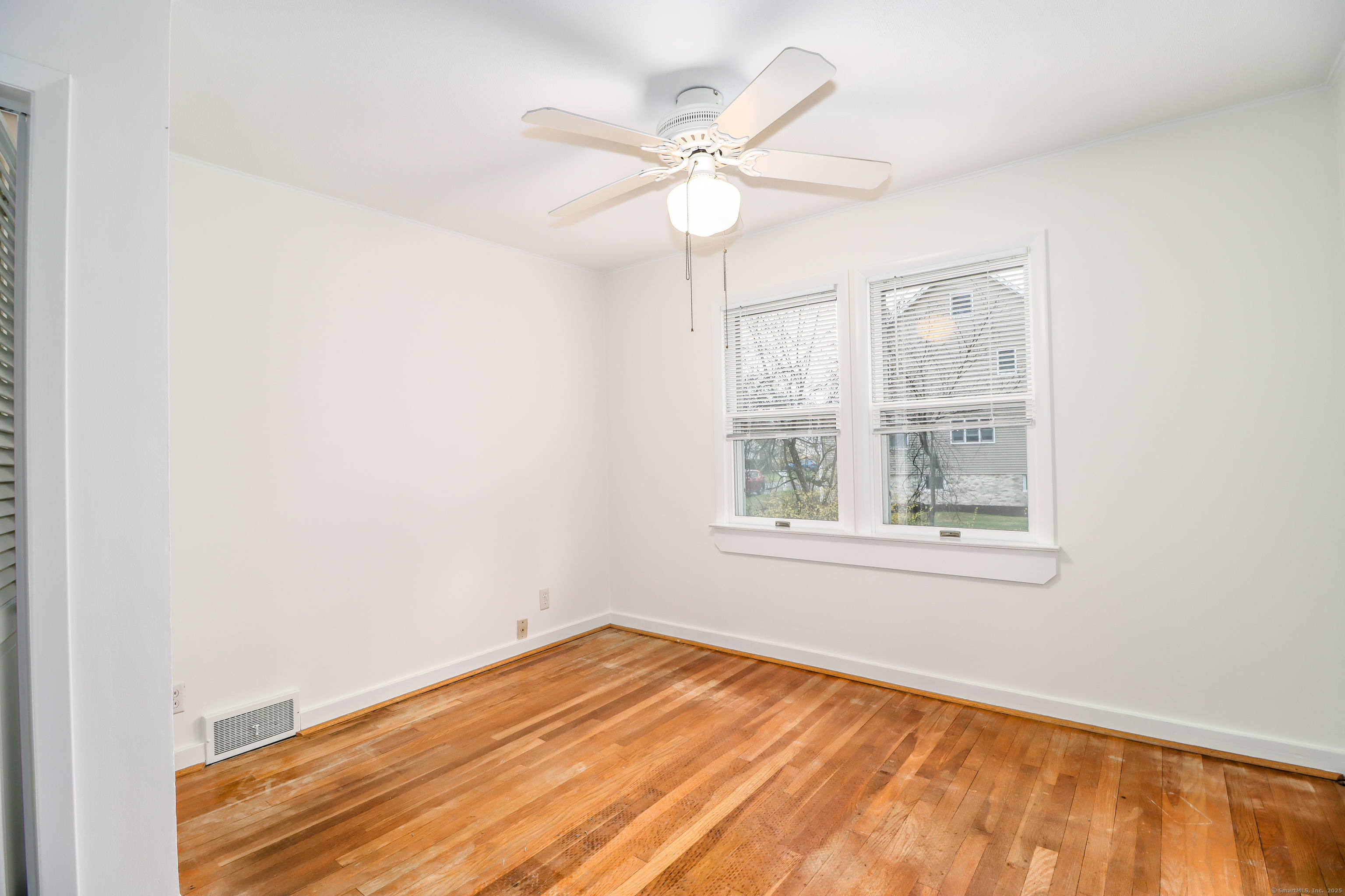 33 Frank Street, Trumbull, Connecticut image 18