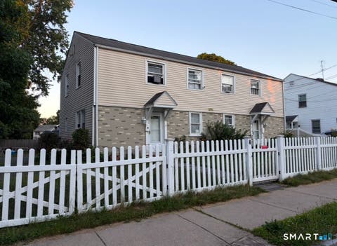 Photo of 4-6 New Hampshire Dr Drive, New Britain, CT 06052 (MLS # 24190718)