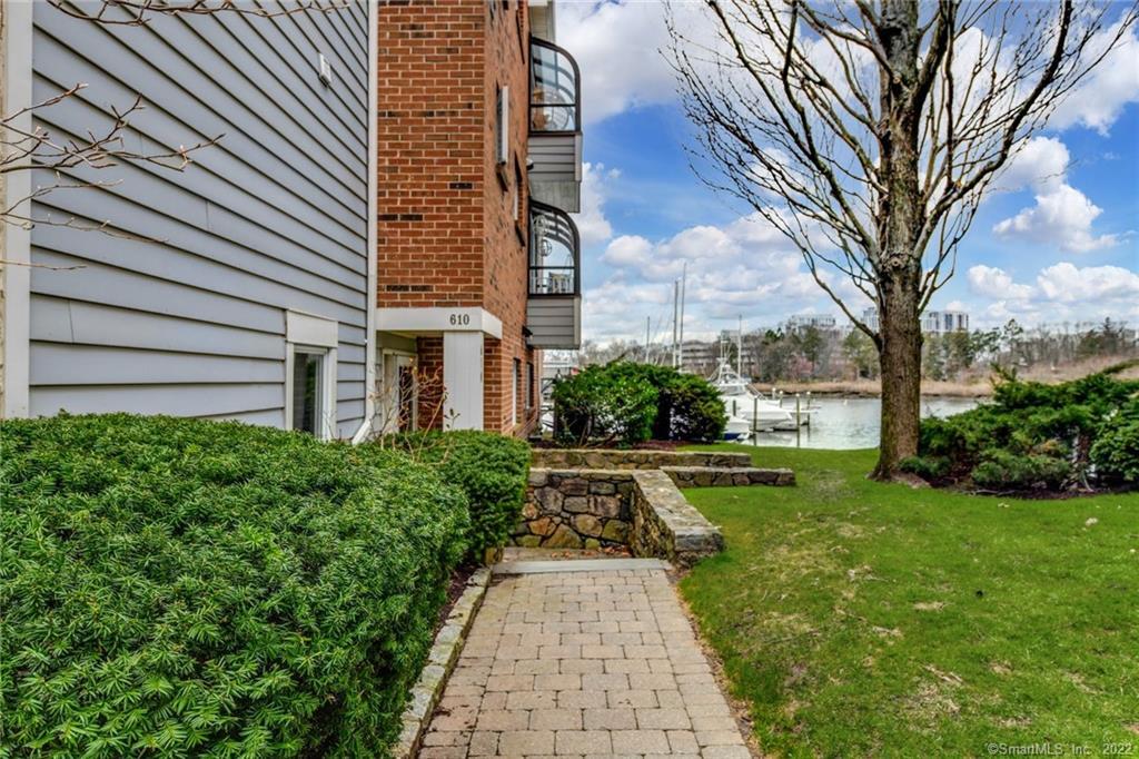 Photo 1 of 123 Harbor Drive 610, Stamford, Connecticut, $640,000, Web #: 170480438
