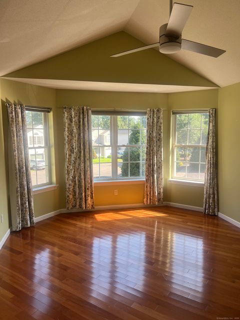 Tiny photo for 53 Tunxis Street #53, Farmington, CT 06032 (MLS # 24116647)