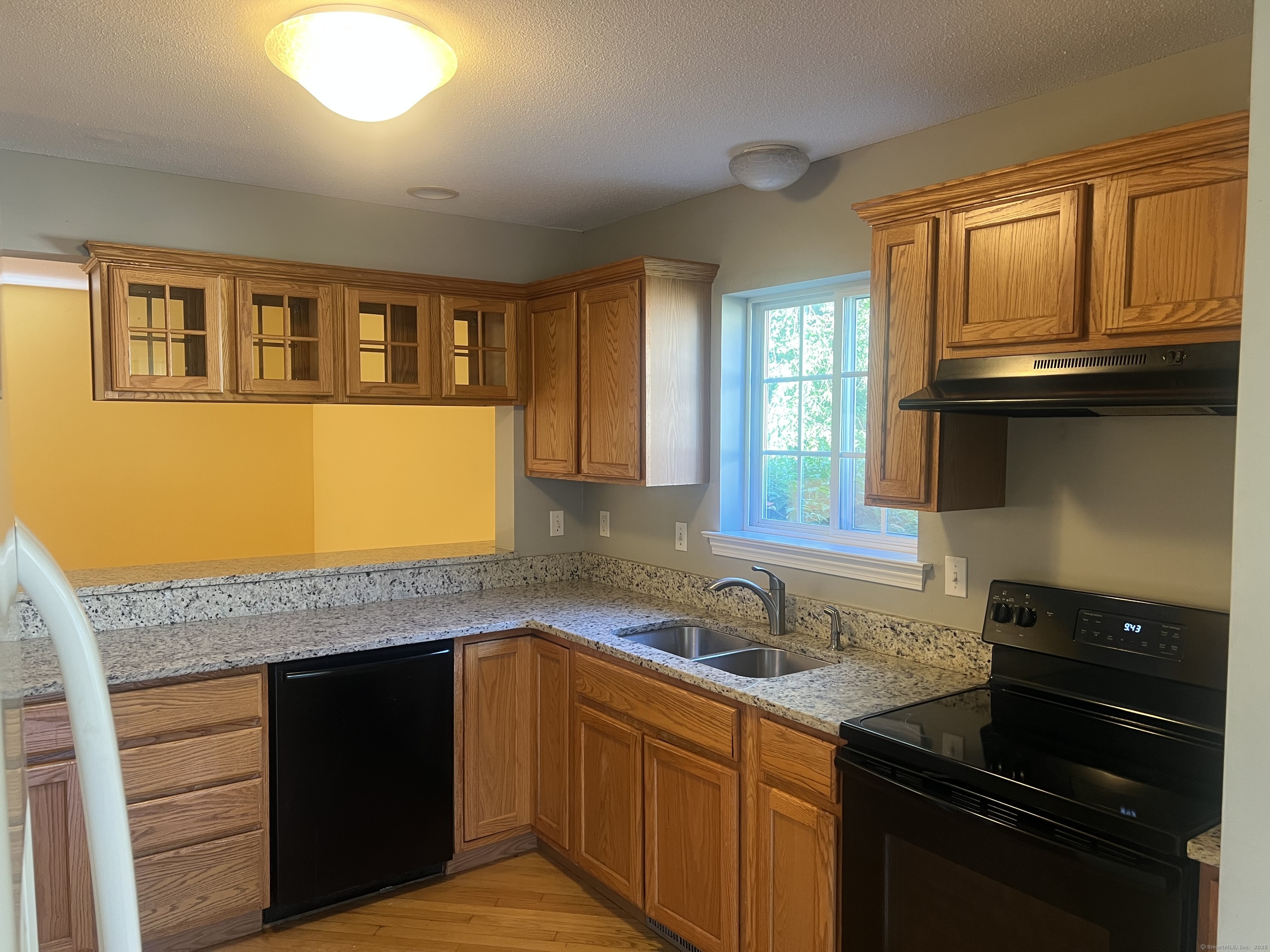 53 Tunxis Street 53