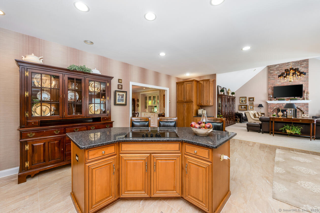 Shelton, Connecticut 06484, United States, 4 Bedrooms Bedrooms, ,5 BathroomsBathrooms,Residential,Coming Soon,167938