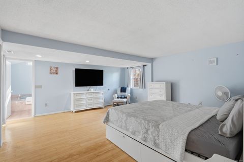 Tiny photo for 10 Woodside Drive, Farmington, CT 06085 (MLS # 24136814)