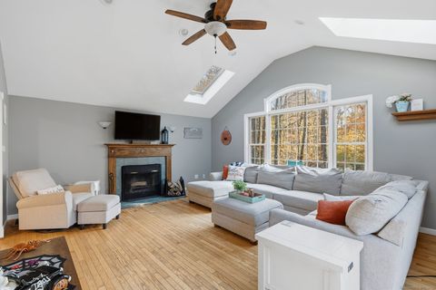 Tiny photo for 10 Woodside Drive, Farmington, CT 06085 (MLS # 24136814)