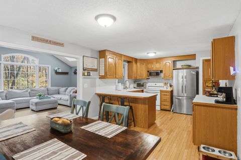 Tiny photo for 10 Woodside Drive, Farmington, CT 06085 (MLS # 24136814)