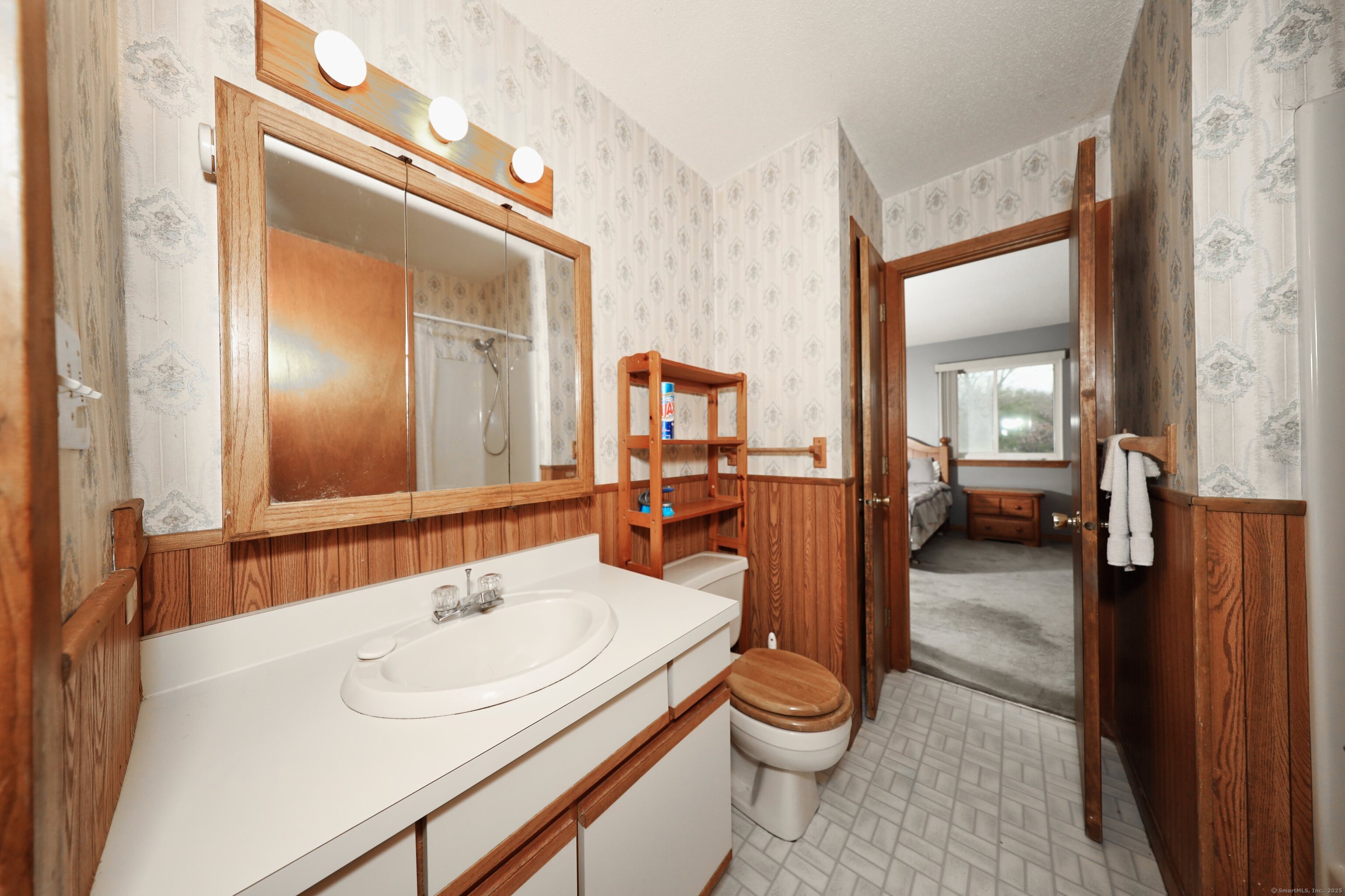 69 Northwest Drive #APT 60, Plainville, Connecticut image 20