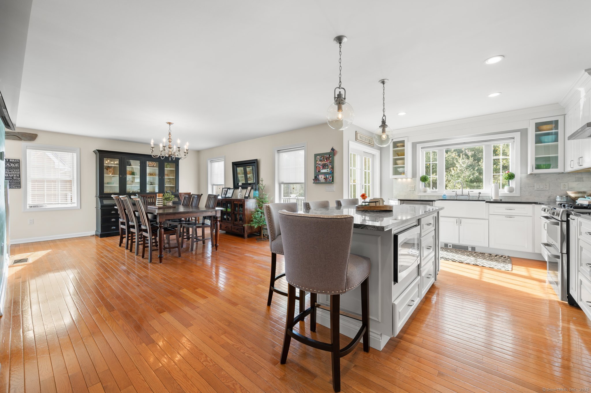 35 Yorkshire Drive, Waterford, Connecticut image 9