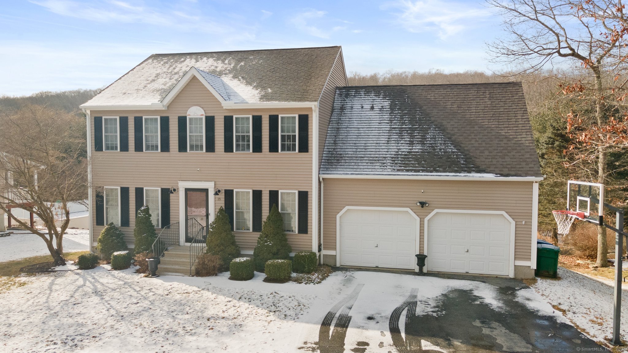 35 Yorkshire Drive, Waterford, Connecticut image 2