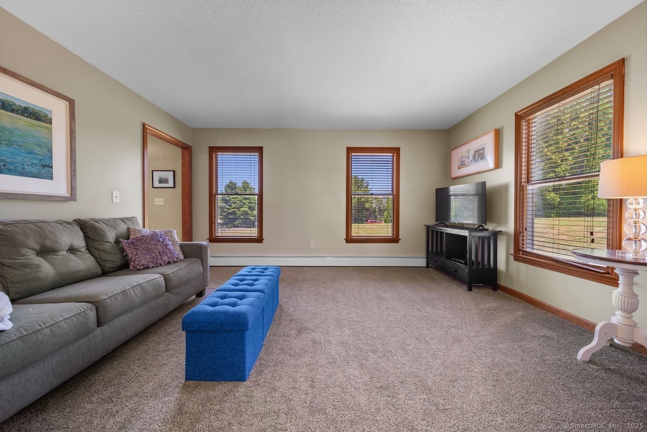 5 Ridgeview Drive