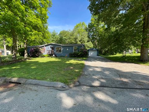 Mobile Home For Sale - 65 Colchester Commons<br/> Colchester, CT 06415