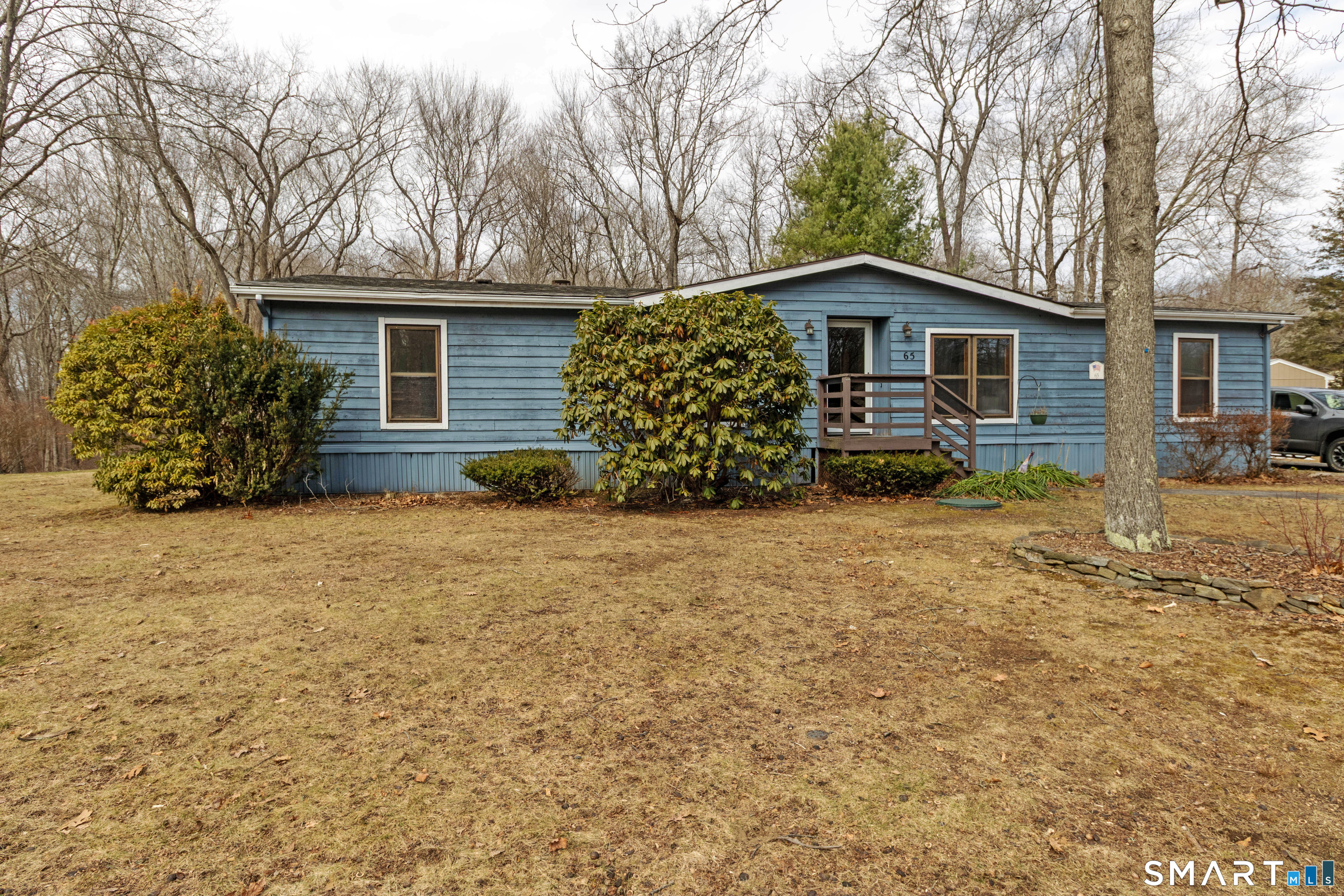 65 Colchester Commons