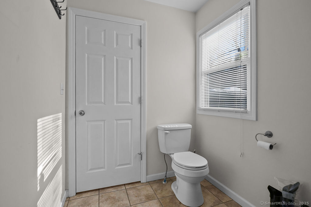 180 Baltic Road, Norwich, Connecticut image 28