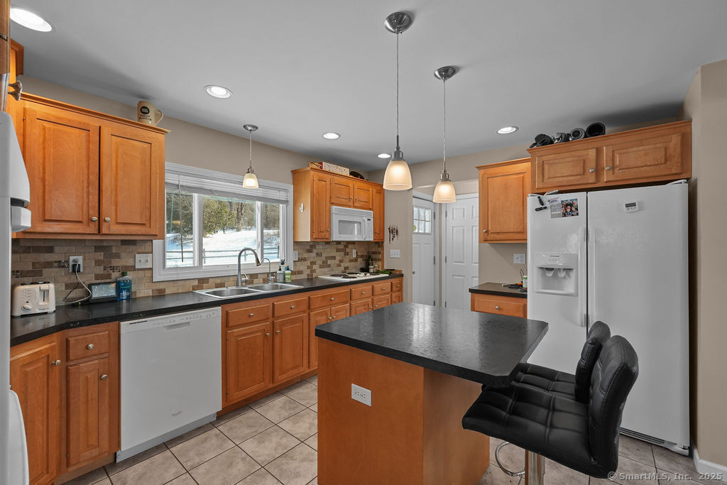 180 Baltic Road, Norwich, Connecticut image 6