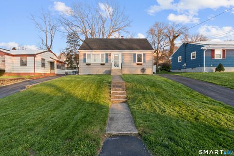Tiny photo for 259 Elaine Terrace, New Haven, CT 06512 (MLS # 24152969)