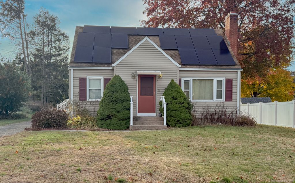 Photo of 21 Forest Lane, East Hartford, CT 06118 (MLS # 24136775)