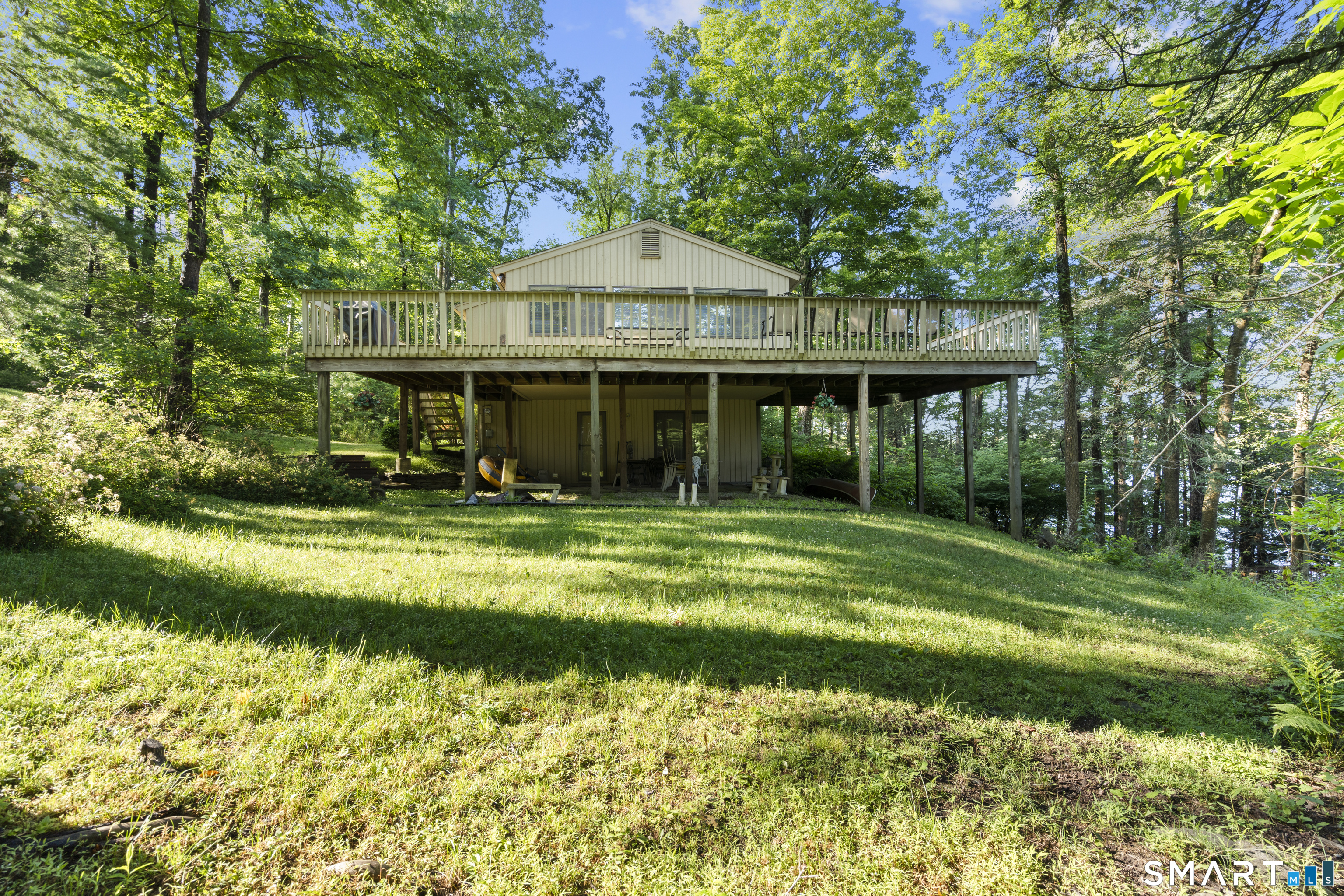 208 East Hyerdale Drive