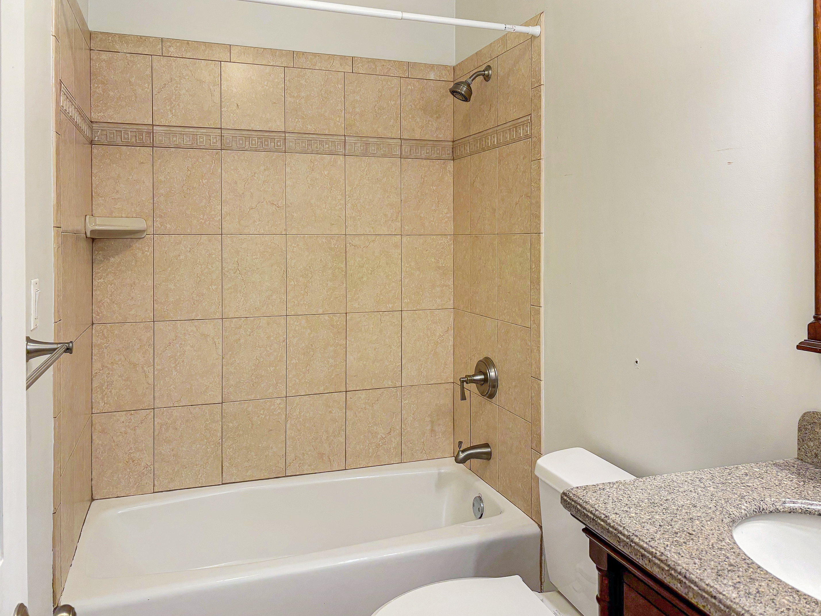 Stamford, Connecticut 06903, United States, 5 Bedrooms Bedrooms, ,3 BathroomsBathrooms,Residential,Active,246725