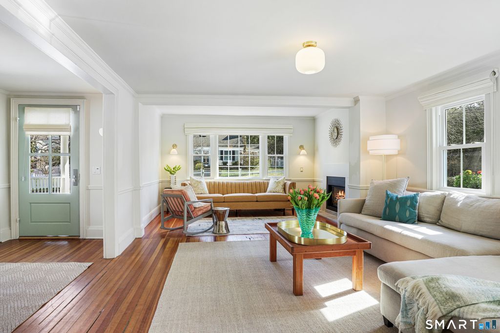 Photo of 39 Park Place #39, New Canaan, CT 06840 (MLS # 24167247)