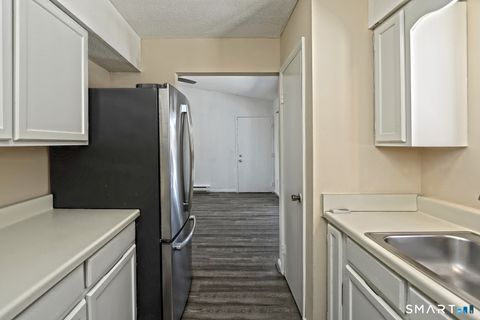 Tiny photo for 330 Savin Avenue #APT 76, West Haven, CT 06516 (MLS # 24157477)