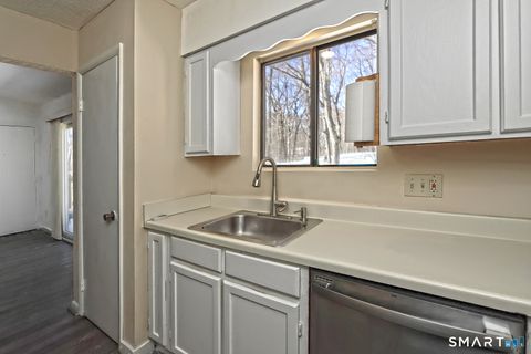 Tiny photo for 330 Savin Avenue #APT 76, West Haven, CT 06516 (MLS # 24157477)