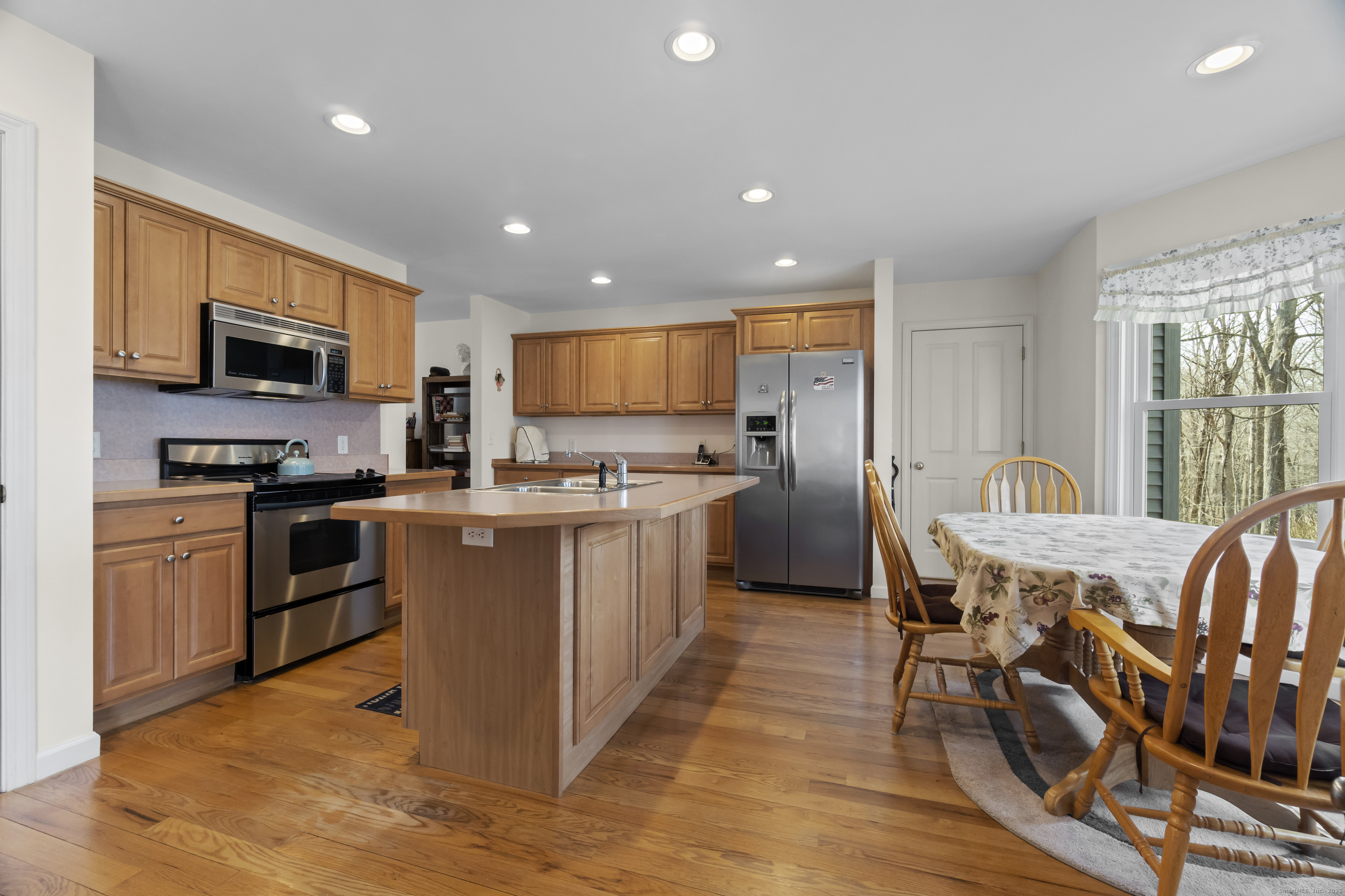 221 Clark Hill Road, East Haddam, Connecticut image 7